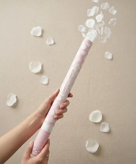 konfettirør med rosenblade, hvid, 80cm