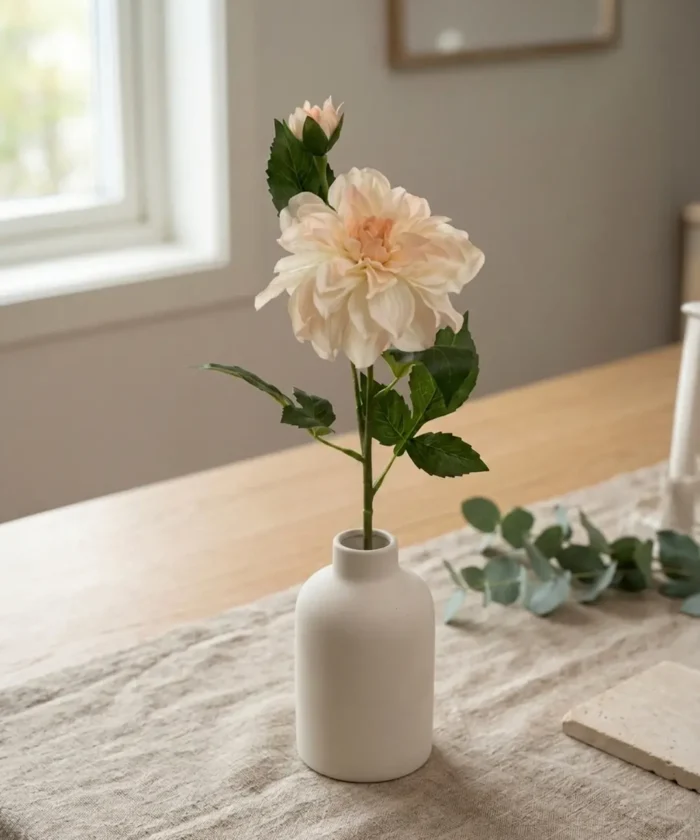 Silkeblomst Dahlia 54 cm - Creme